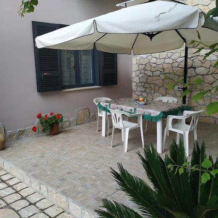 Il Rifugio Di Pozzano Apartment Кастеламаре ди Стабия Екстериор снимка